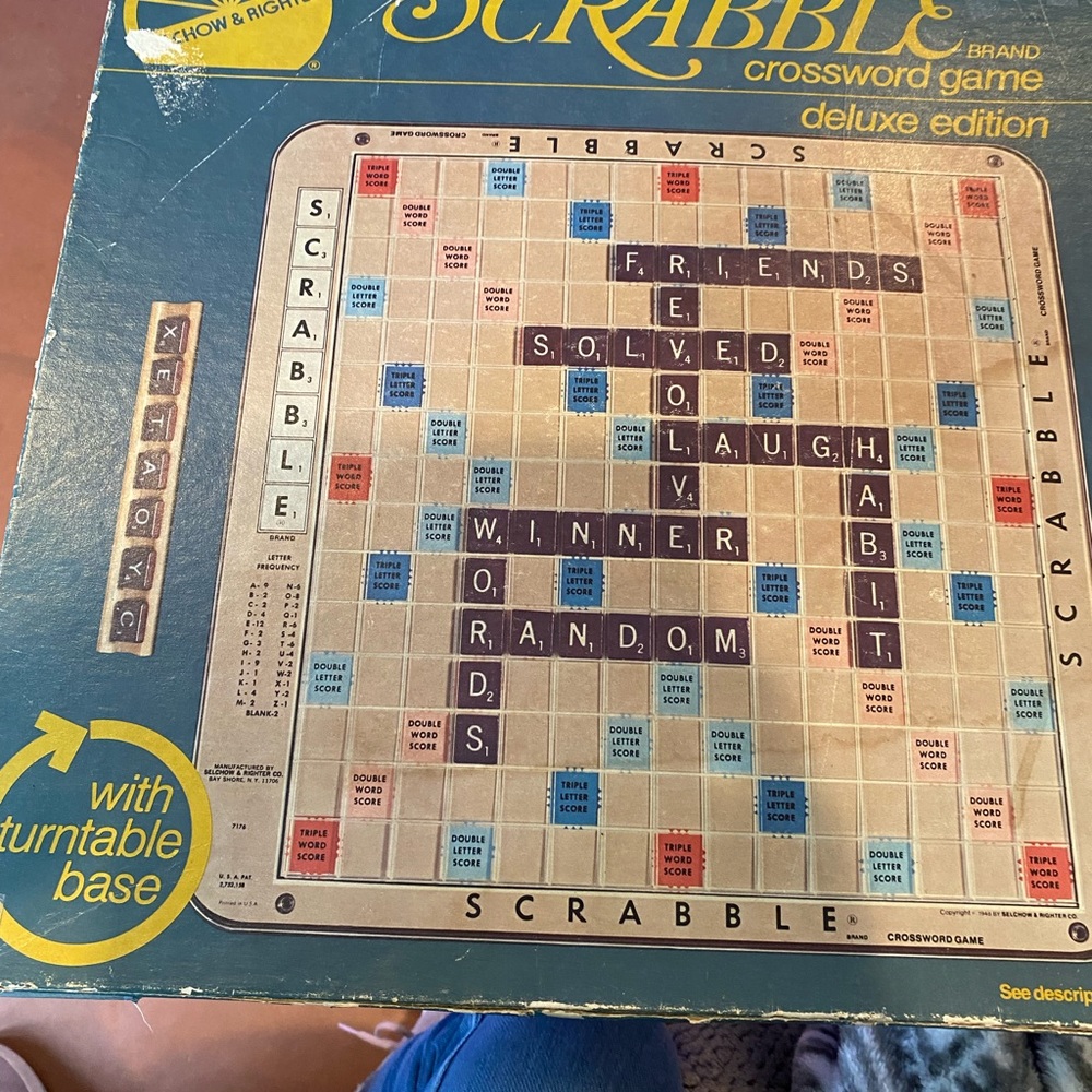 1982 deluxe Scrabble edition